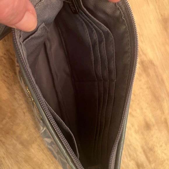 Coach signature wristlet - Picture 2 of 4